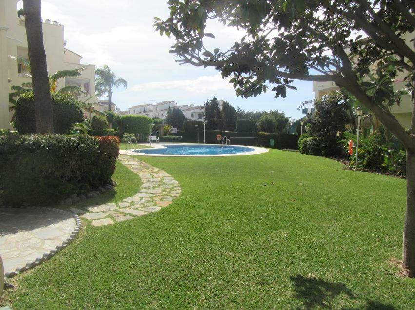 Apartment In El Paraiso - Near Puerto Banus Эстепона Экстерьер фото